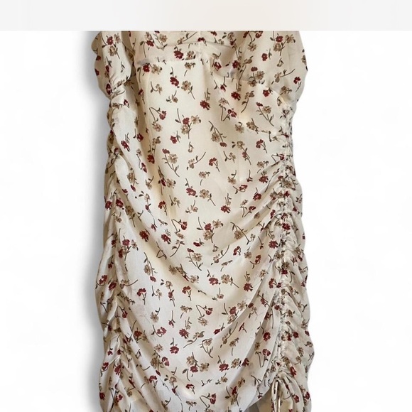 Cotton Candy White Floral Mini Dress‎ - Picture 6 of 8